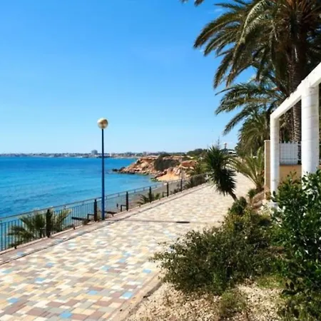 Appartement Sun And Salt, Punta Prima,fantastic Location ,beautiful Swimming Pool And Bbq Punta Prima (Alicante)